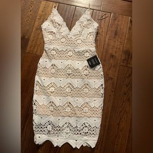 NWT LULUS Sway Away White Crochet Lace Dress Size Medium